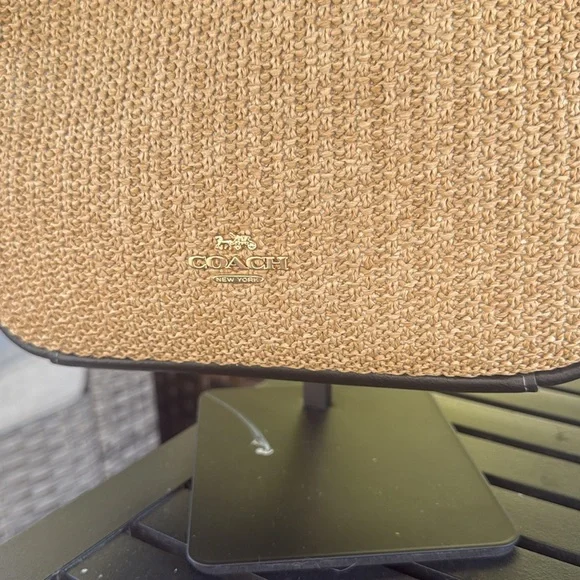 Coach Hadley Mini Crossbody Bag - Picture 3 of 7